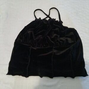 Pretty little top redesigned in stretchy black velvet / difficult to capture